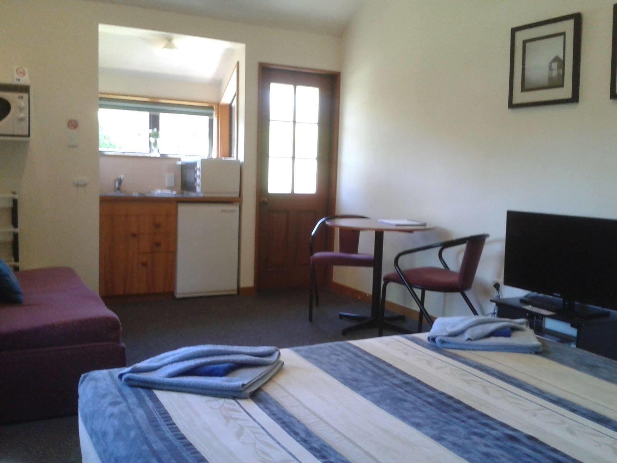 Four Peaks Motel Geraldine Ngoại thất bức ảnh