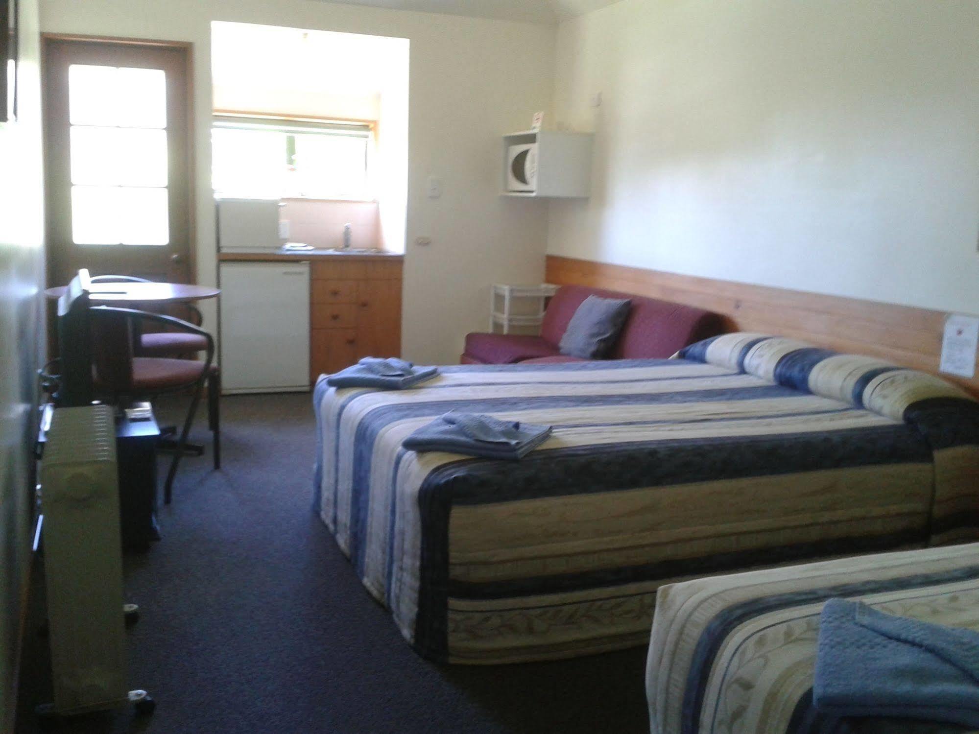 Four Peaks Motel Geraldine Ngoại thất bức ảnh